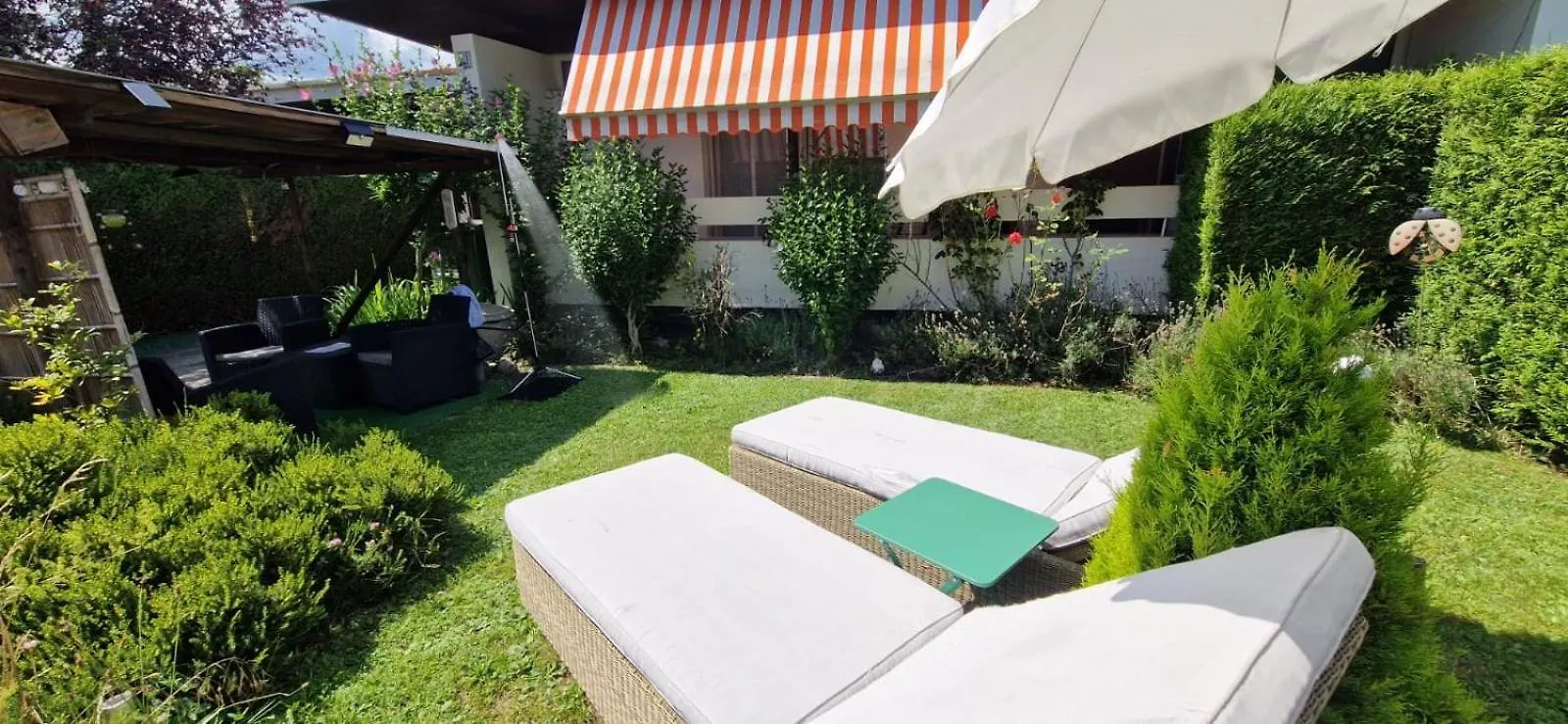 Homestay Maison D'Hotes 